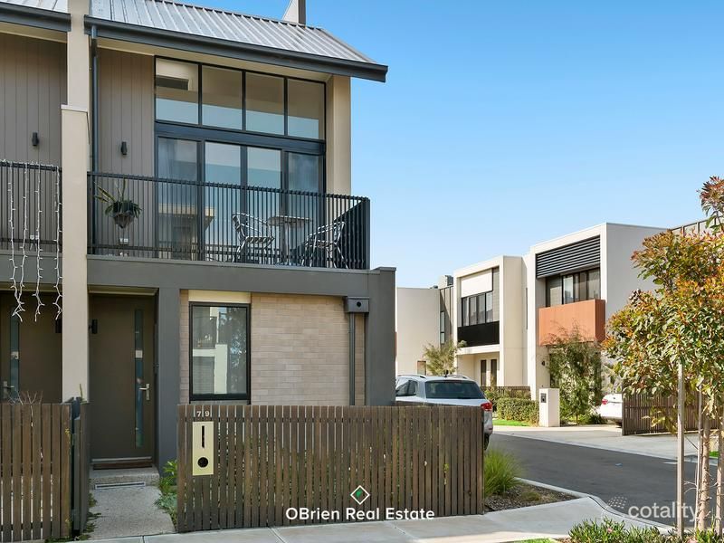79 Central Park Walk, Cheltenham, VIC 3192