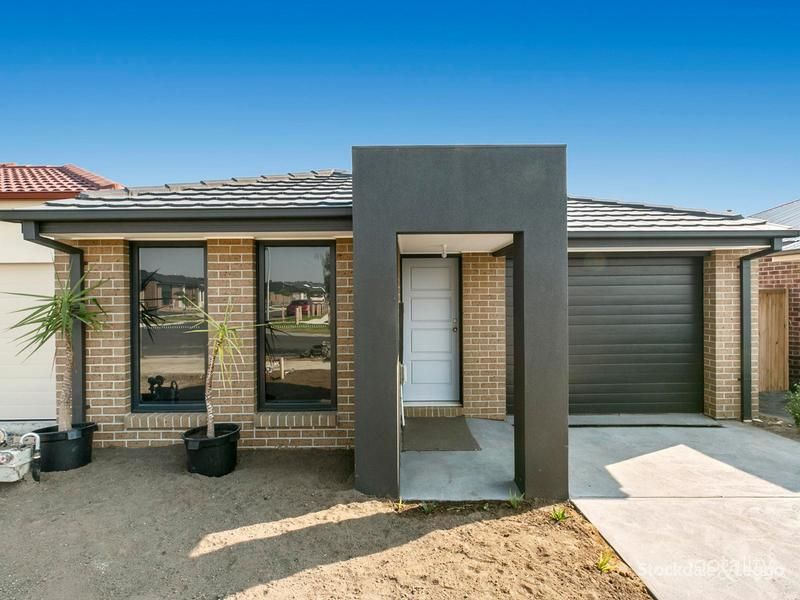 25 Cazaly Way, Cranbourne West, VIC 3977