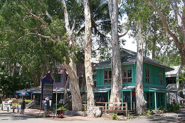 30/111-117 Williams Esp, Palm Cove, QLD 4879