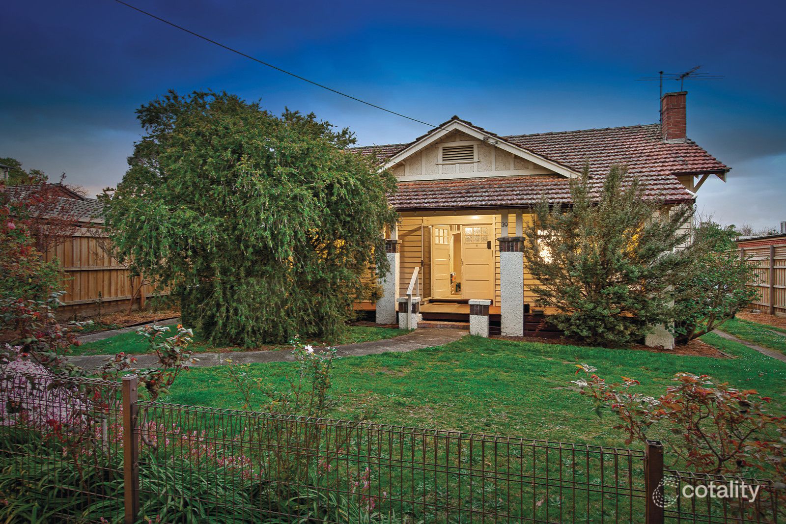 39 Barton St, Surrey Hills, VIC 3127