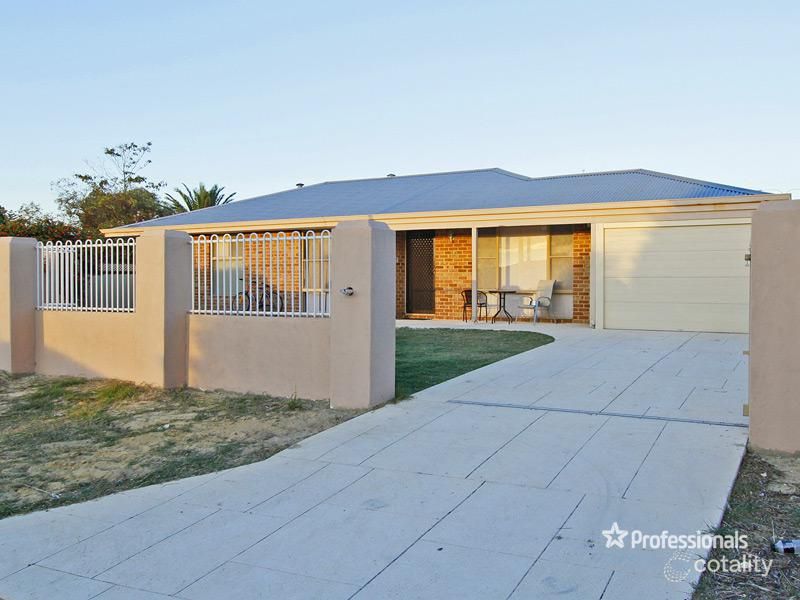 19 Gazelle Pl, Marangaroo, WA 6064