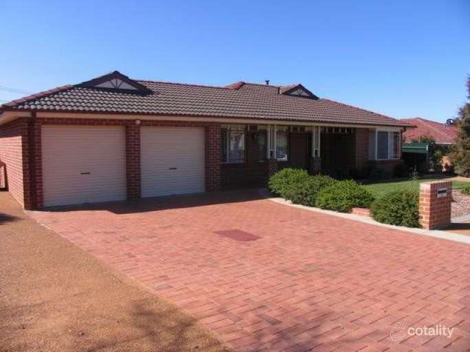 6 Fewtrell Pl, Monash, ACT 2904