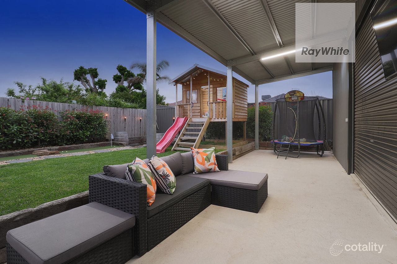 53 South Circular Rd, Gladstone Park, VIC 3043