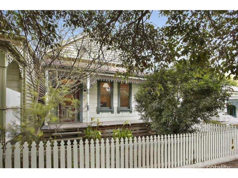 8 Ormond St, Kensington, VIC 3031