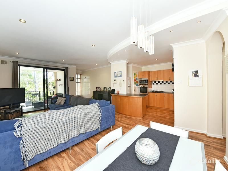 9f Shenton Ave, Joondalup, WA 6027