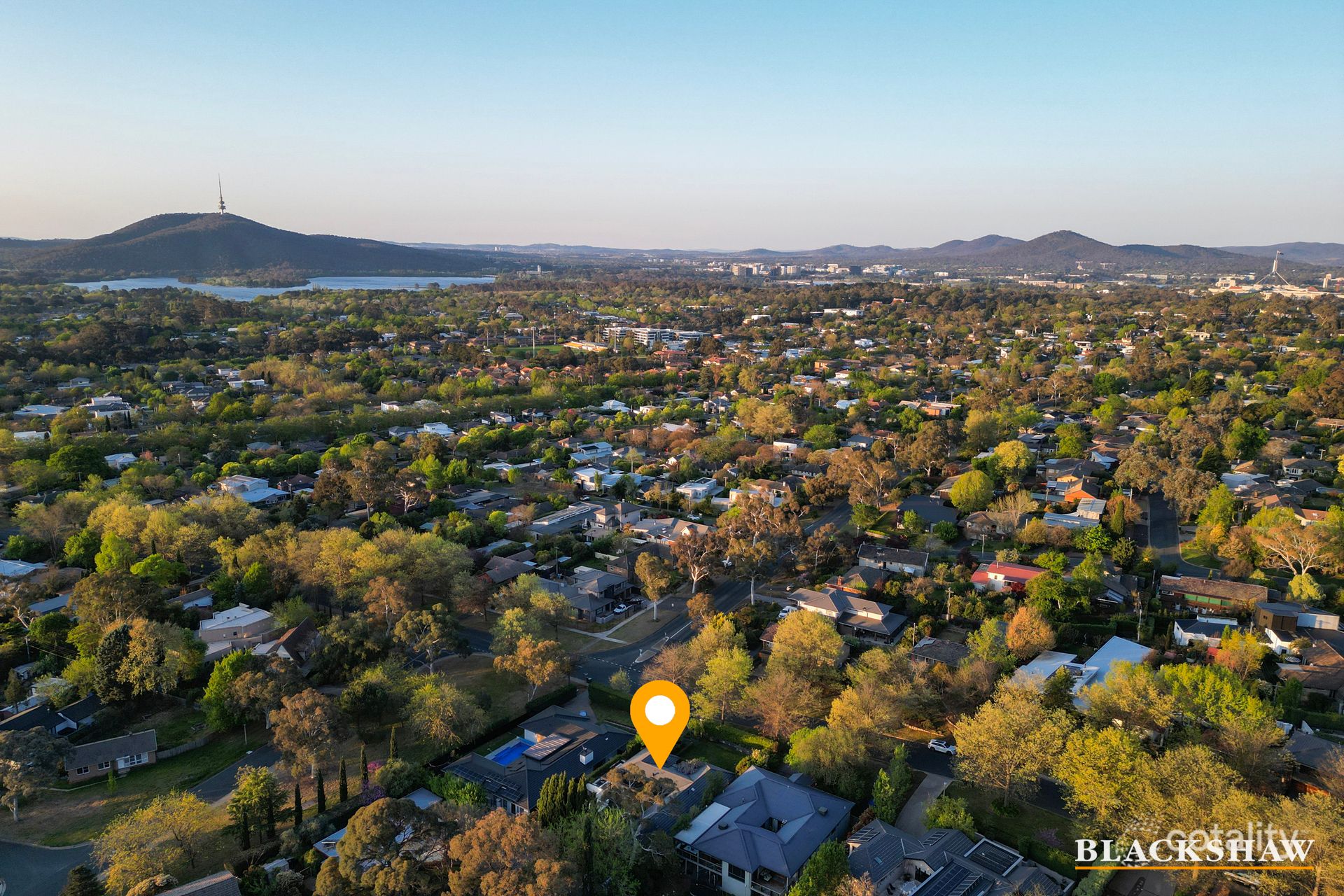 99 Strickland Cres, Deakin, ACT 2600