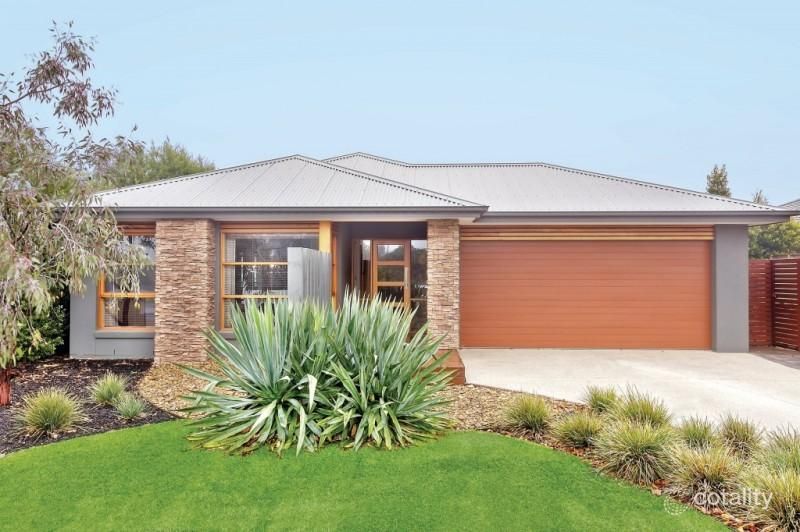 25 Howe St, Miners Rest, VIC 3352