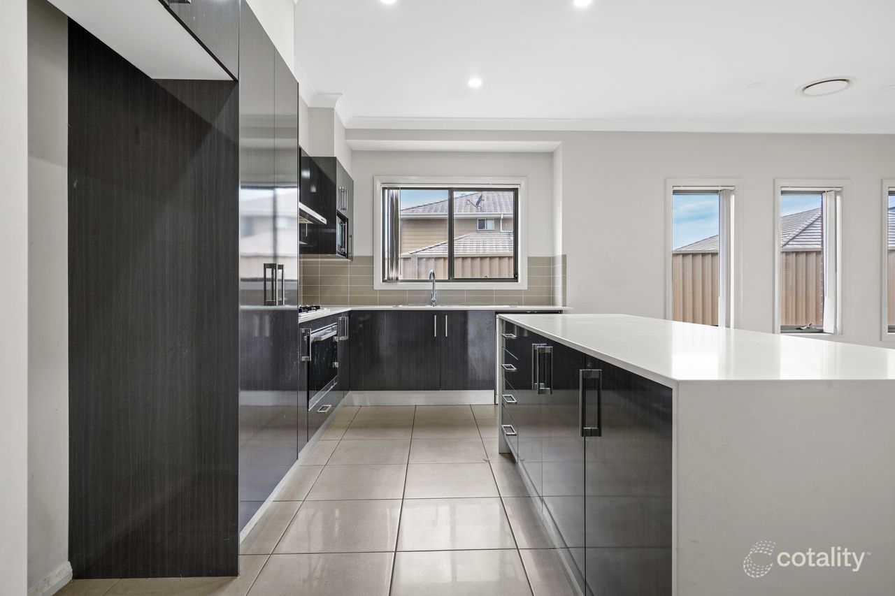 31 Inverell Ave, Hinchinbrook, NSW 2168