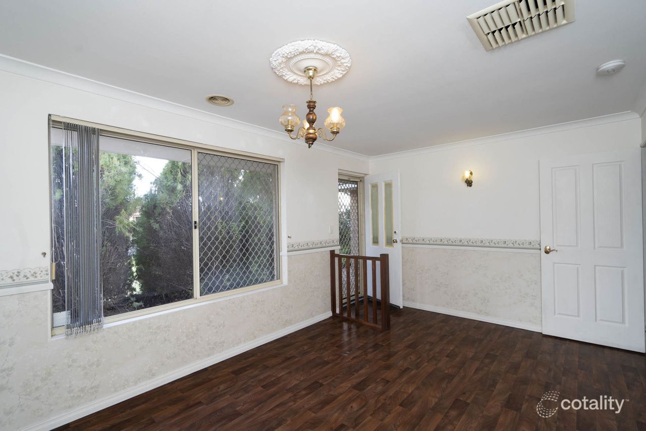 16 Bronzewing St, Huntingdale, WA 6110