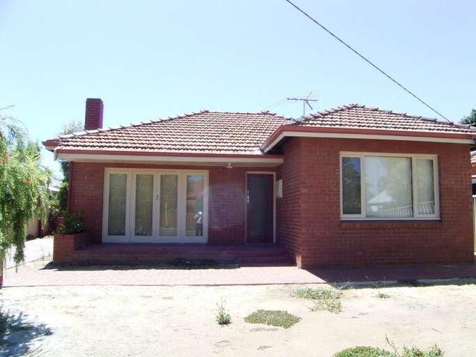 56 East St, Guildford, WA 6055