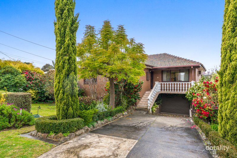 34 Falcon Rd, Macleod, VIC 3085