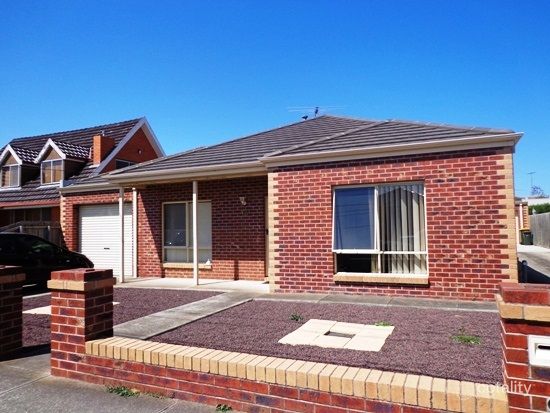 1/64 Rollins Rd, Bell Post Hill, VIC 3215