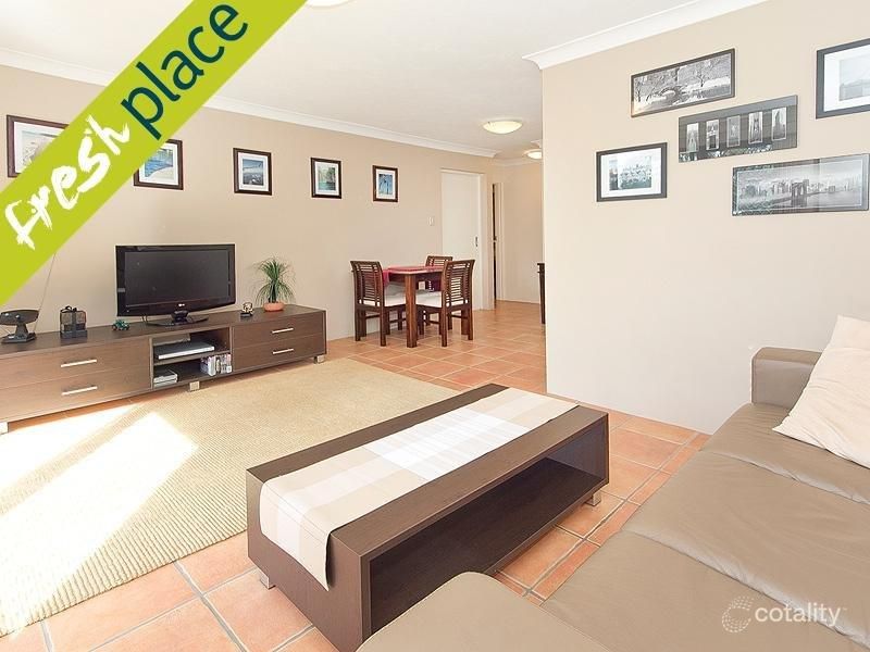 2/11 Galway St, Greenslopes, QLD 4120
