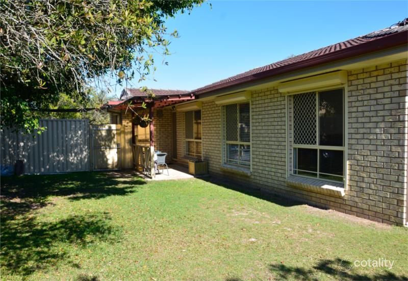 11 Carlton Cl, Bethania, QLD 4205