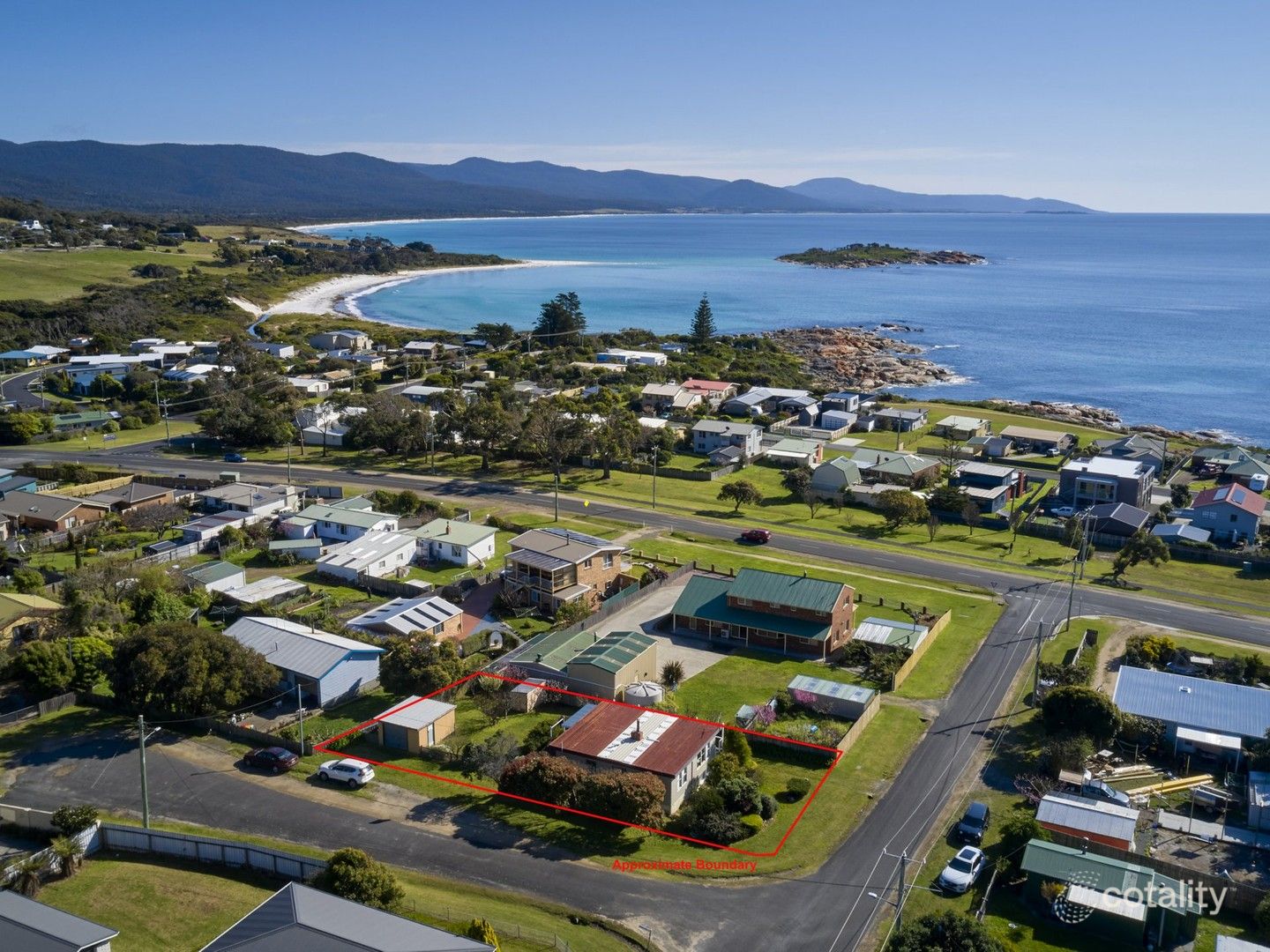 1 Nailer Ave, Bicheno, TAS 7215