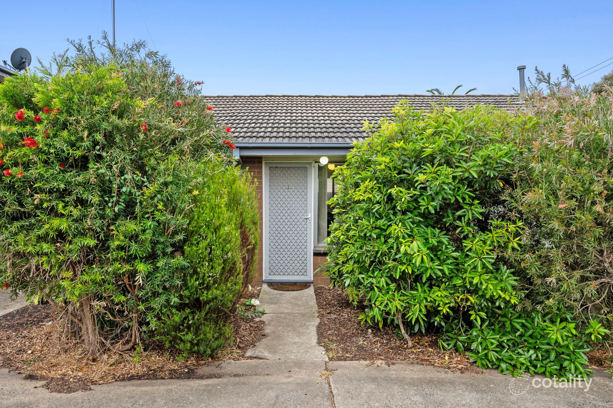 2/37 Rix St, Herne Hill, VIC 3218