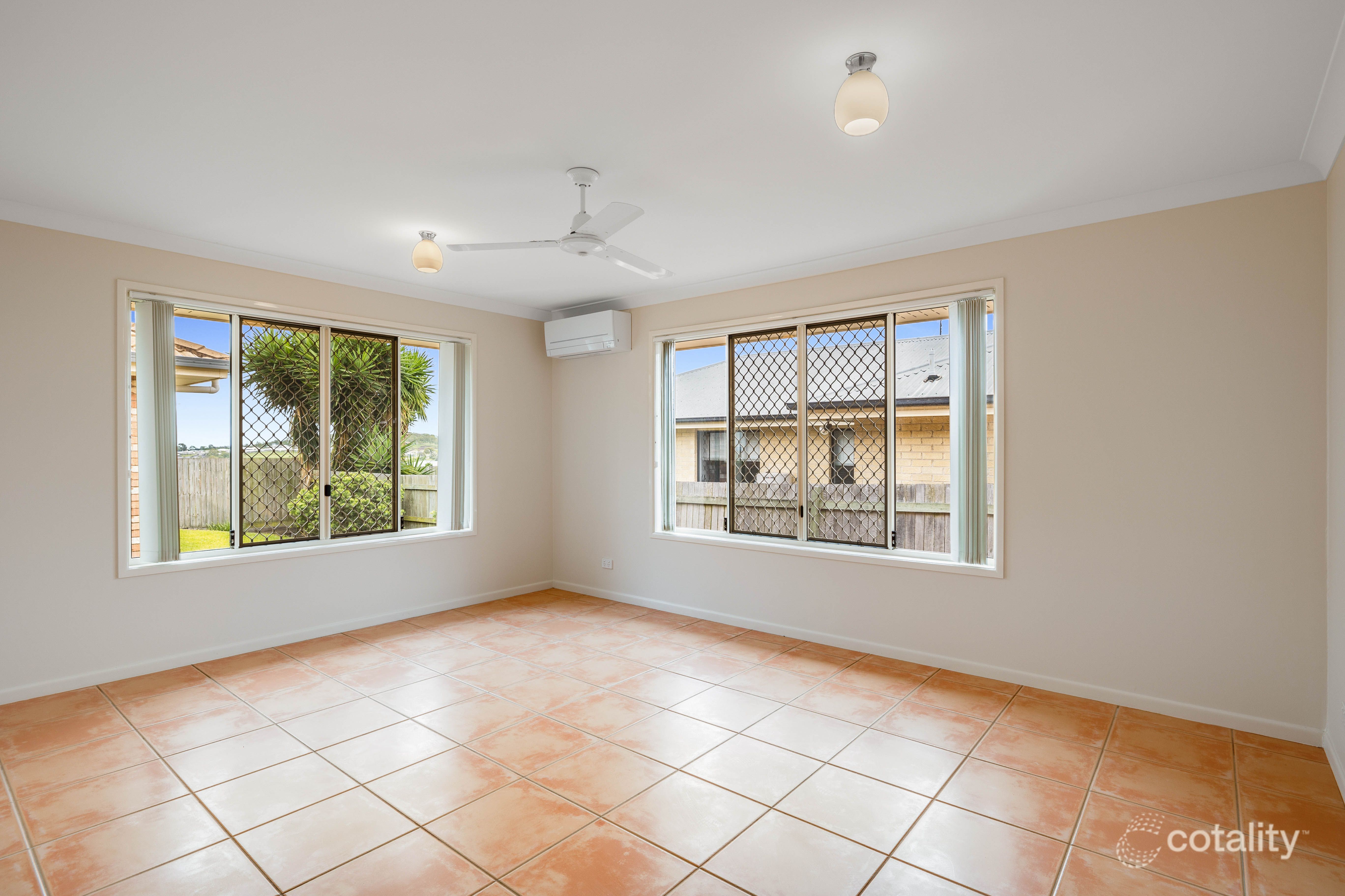 9 Diamantina Dr, Glenvale, QLD 4350