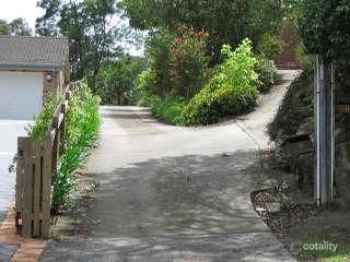 9 Lansdowne Cl, Hornsby Heights, NSW 2077