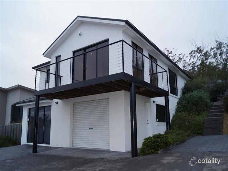 2/654 Oceana Dr, Tranmere, TAS 7018