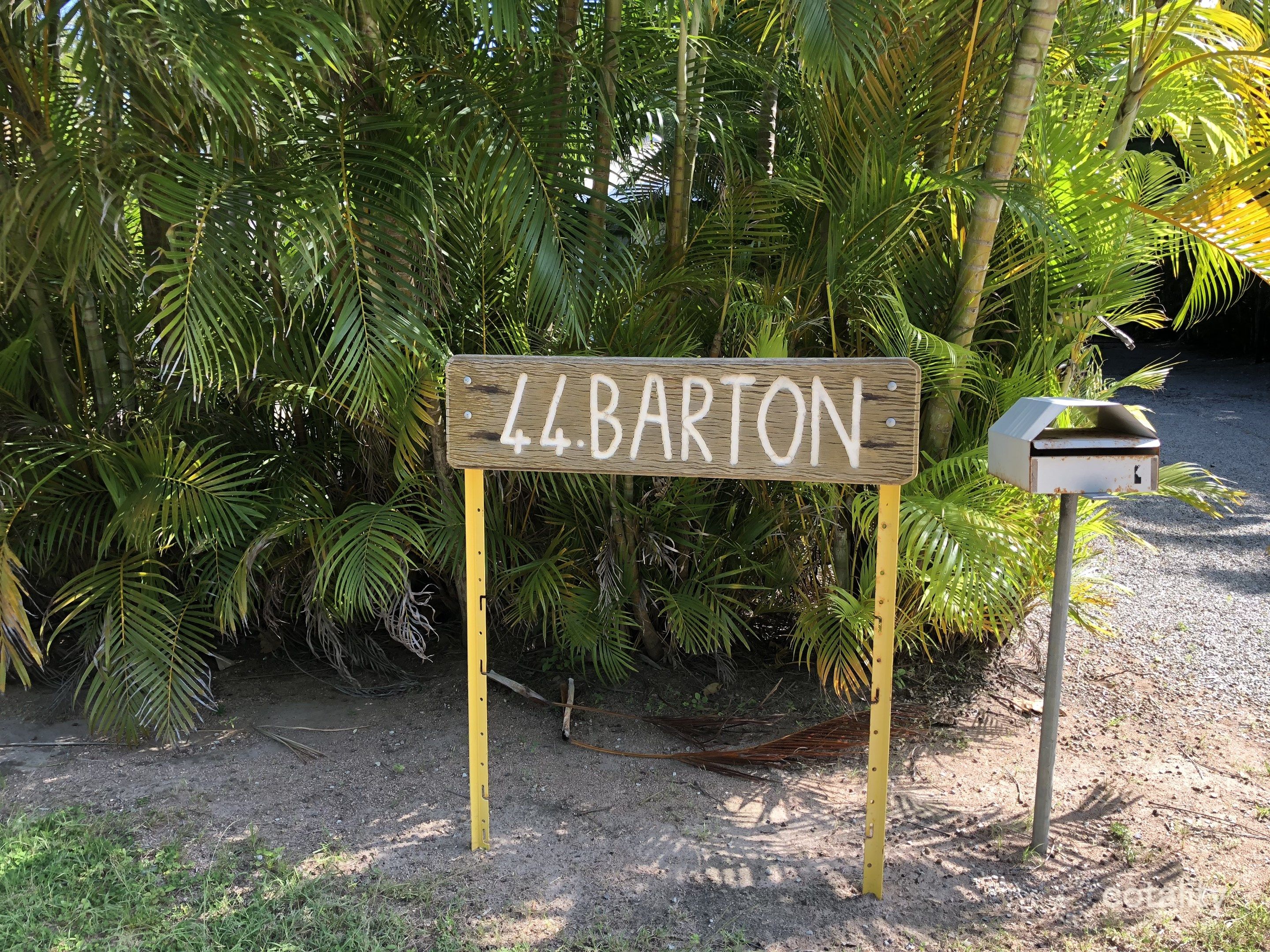 44 Barton St, Nelly Bay, QLD 4819