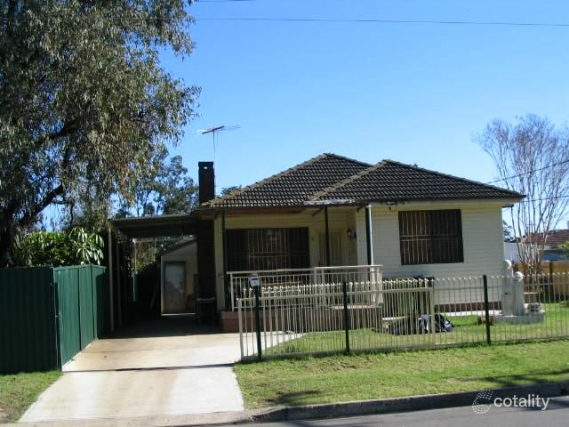 1a Mackay Rd, South Granville, NSW 2142