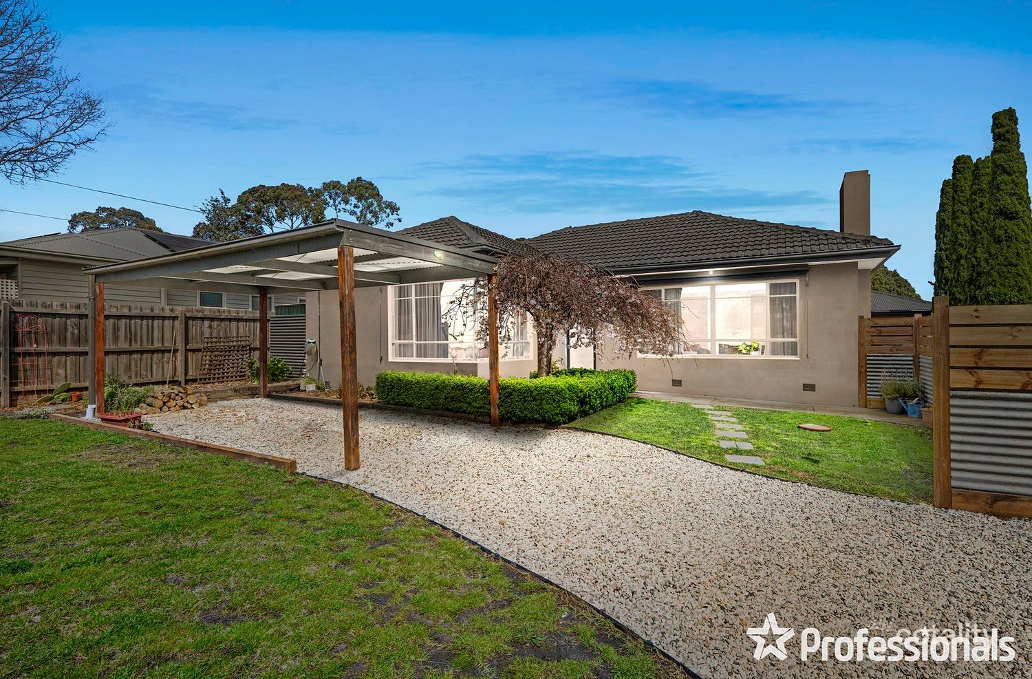 16 Todd Ct, Croydon, VIC 3136