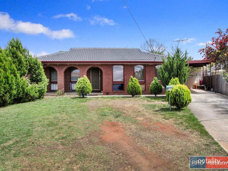 15 Dalton Dr, Melton South, VIC 3338