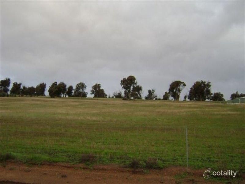 11 Mcdonald Rd, Woodanilling, WA 6316