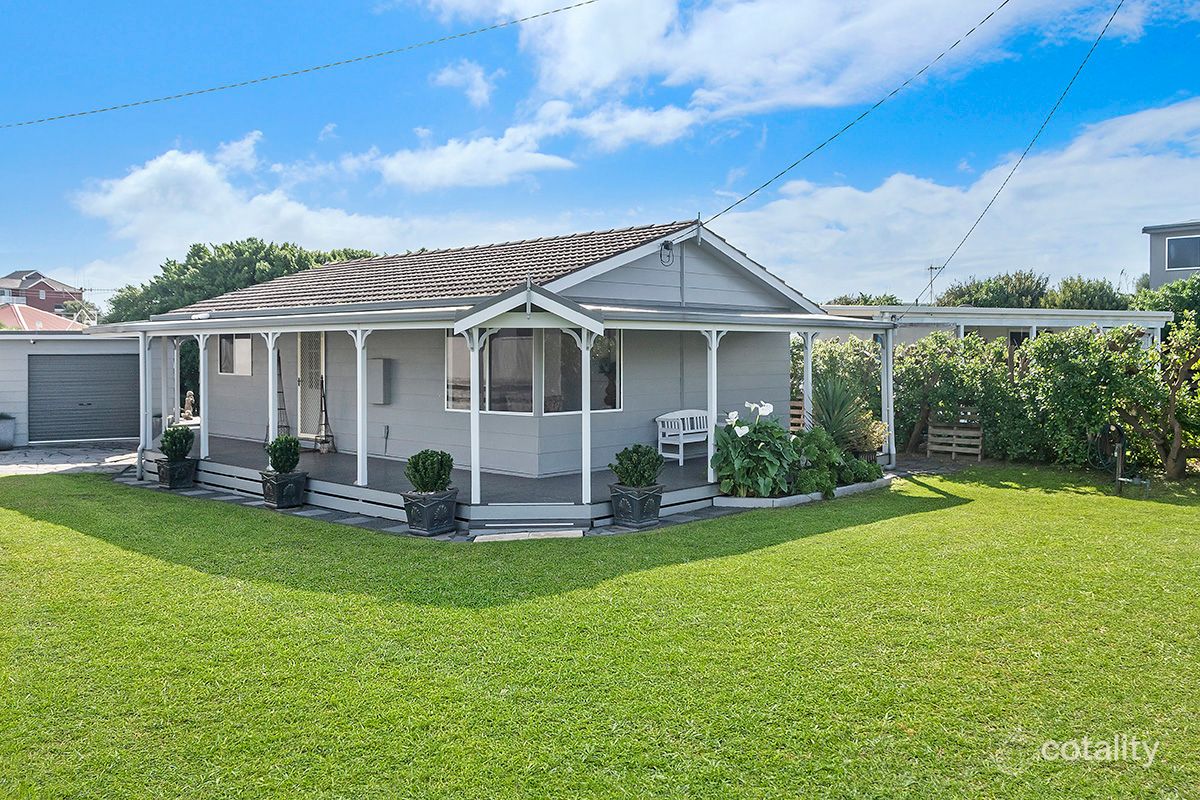 32 Reardon St, Port Fairy, VIC 3284