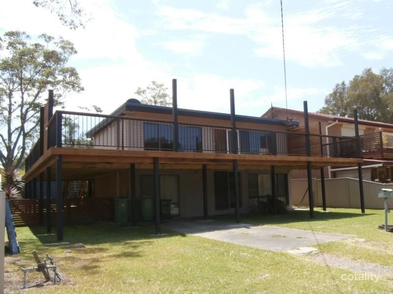 77 Liamena Ave, San Remo, NSW 2262