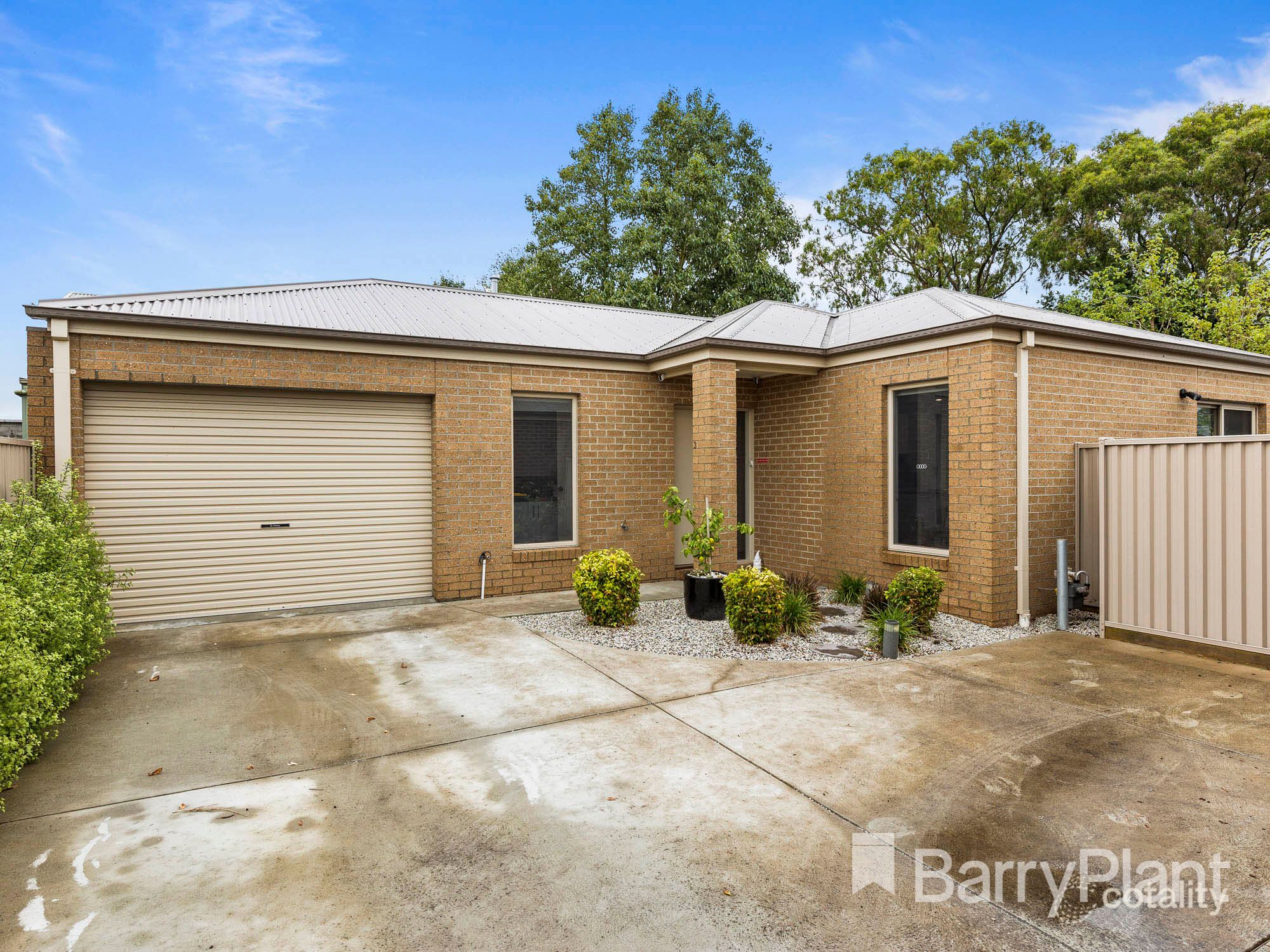 3/100a Beverin St, Sebastopol, VIC 3356