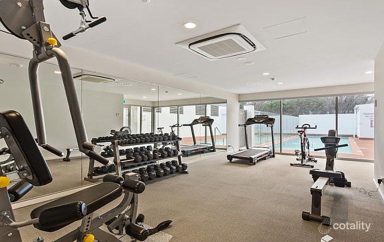 17/13 O'Connor Cl, North Coogee, WA 6163