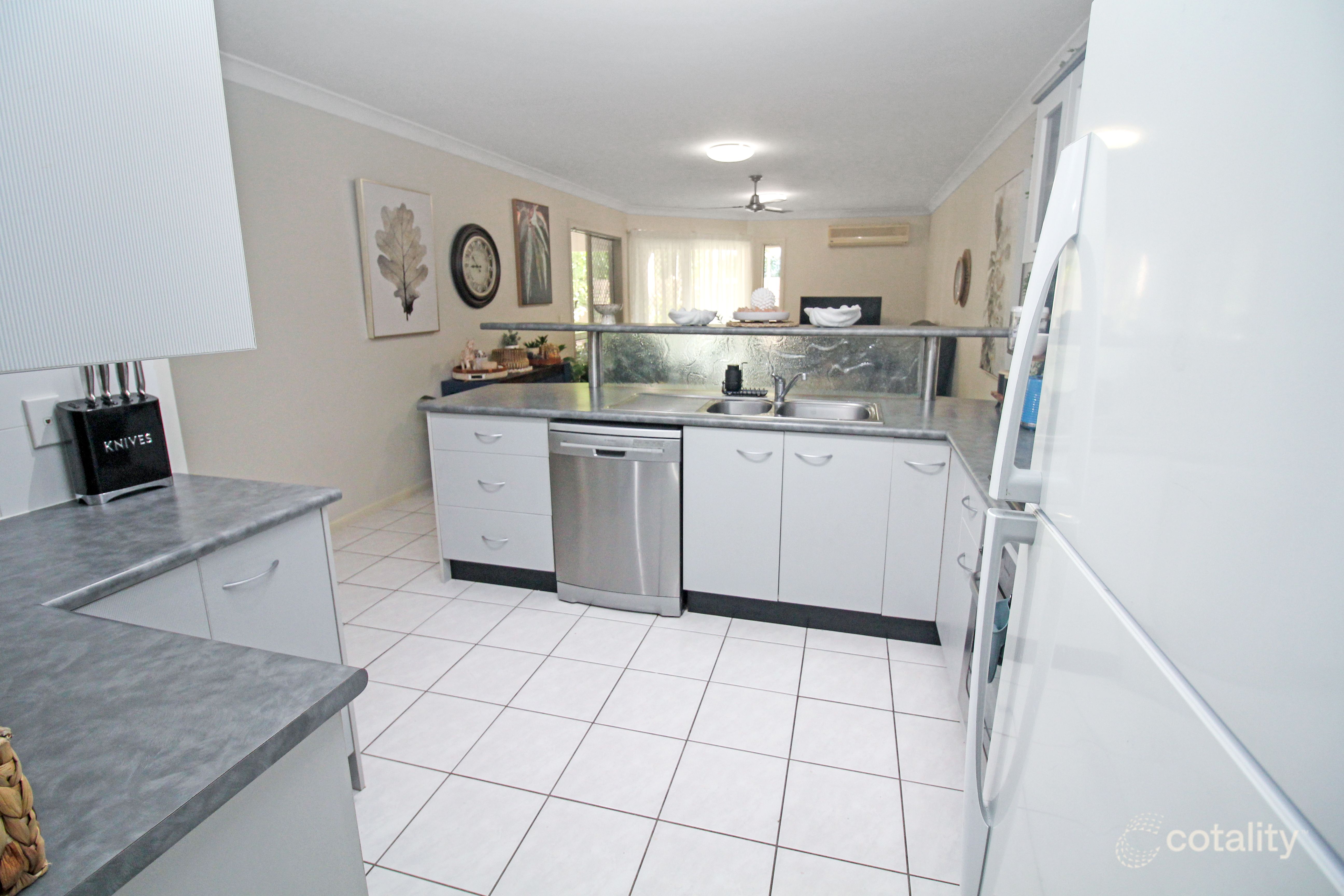 1/12 Hirst St, Hermit Park, QLD 4812