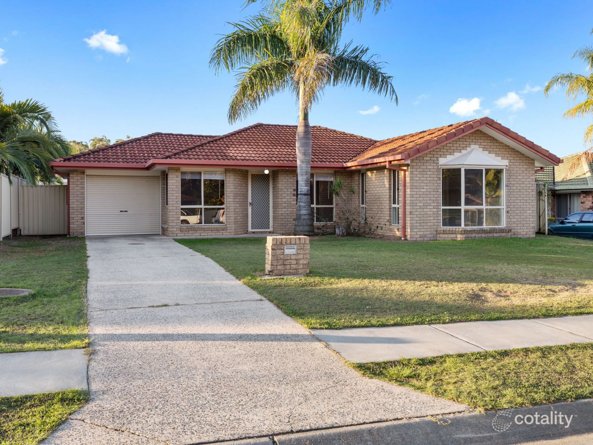 17 Lockerbie Ct, Boronia Heights, QLD 4124