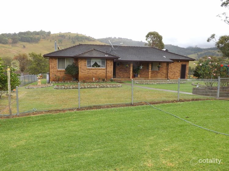 2416 Carrowbrook Rd, Carrowbrook, NSW 2330