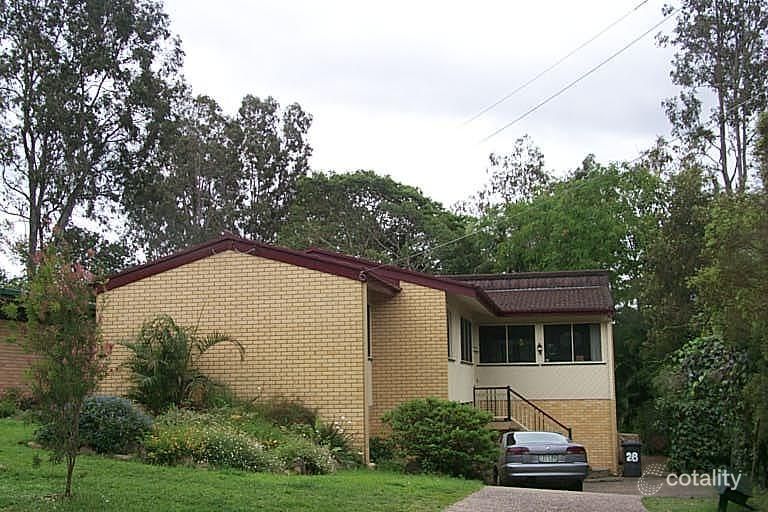 28 Lentara St, Kenmore, QLD 4069