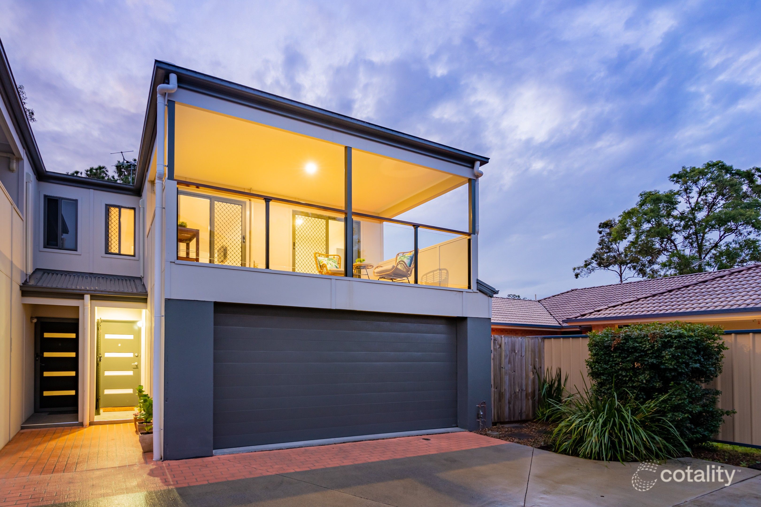 9/11 Oleander St, Daisy Hill, QLD 4127