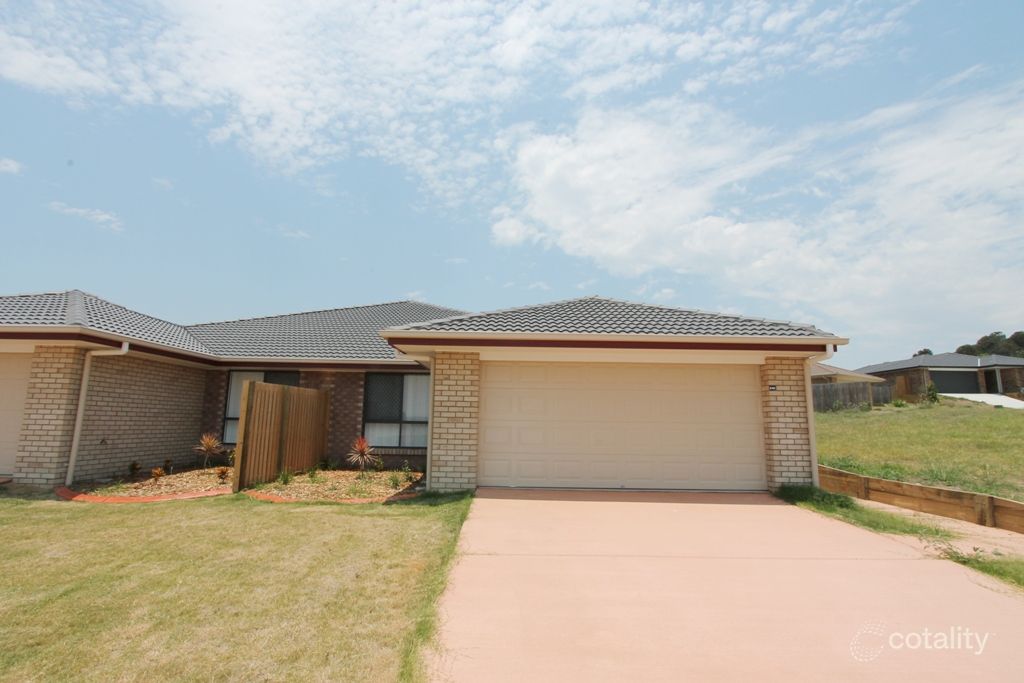 2/49 Peregrine Dr, Lowood, QLD 4311