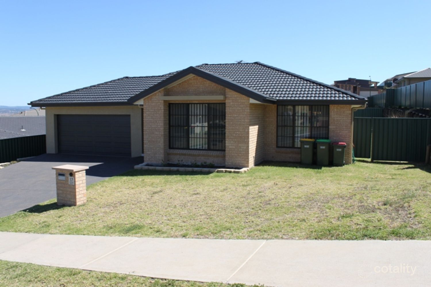 17 Chivers Cct, Muswellbrook, NSW 2333