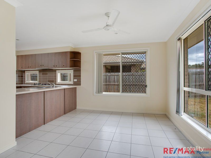 5 Babich Ct, Holmview, QLD 4207
