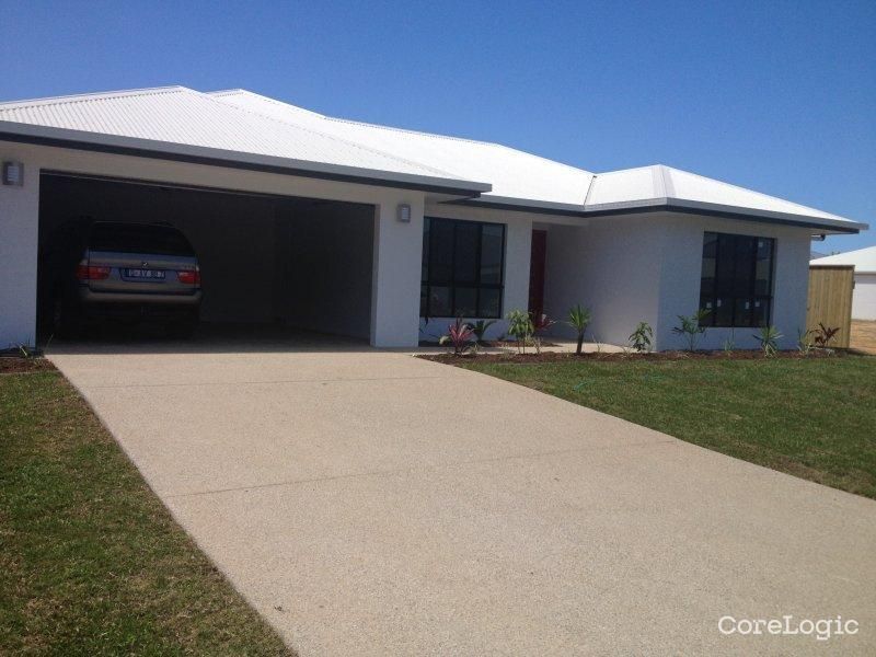 2 Frank St, Redlynch, QLD 4870