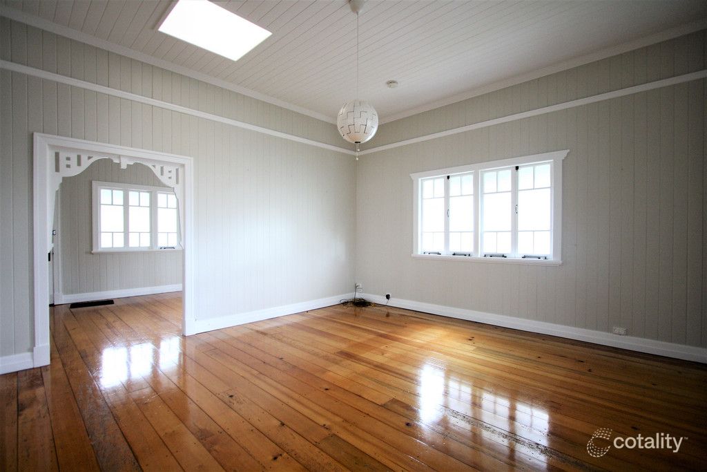 16 Headfort St, Greenslopes, QLD 4120