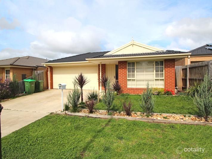 93 Melissa Way, Pakenham, VIC 3810