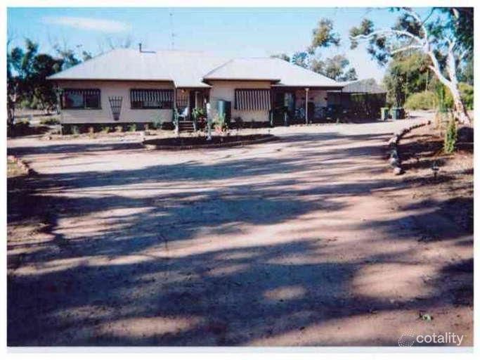 11 Parker St, Kauring, WA 6302