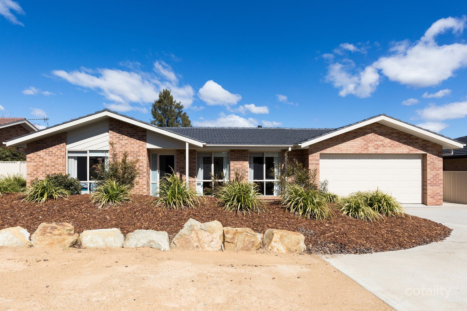 61 Clare Dennis Ave, Gordon, ACT 2906