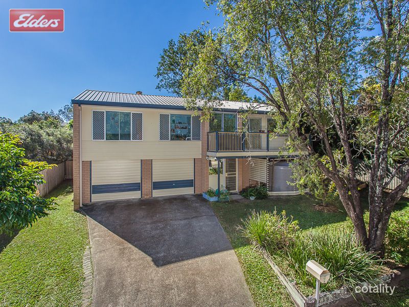 27 Finvoy St, Ferny Grove, QLD 4055