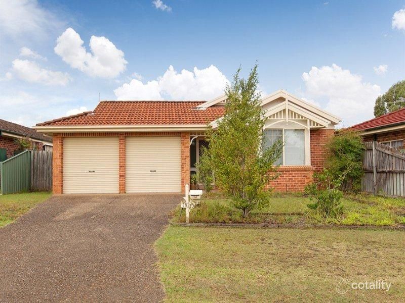 18 Brownlow Ct, Wattle Grove, NSW 2173