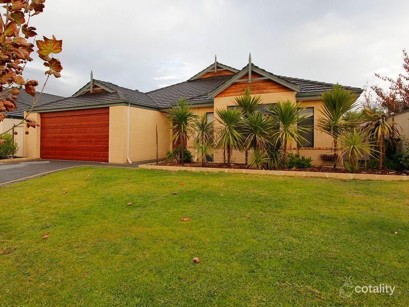 16 Araluen Bend, Aubin Grove, WA 6164