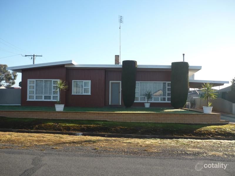 4 Maunsell St, Charlton, VIC 3525