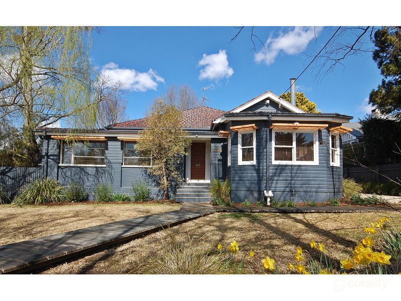 64 Brown St, Armidale, NSW 2350